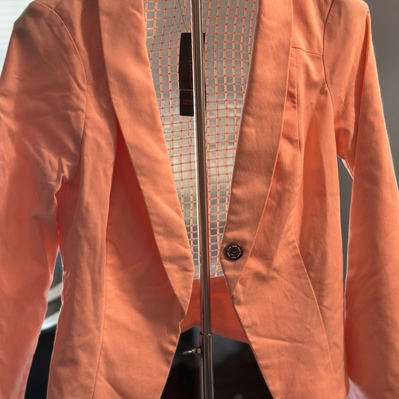Elegant Pink Mesh Back Women's Jacket - Picture 3 of 5